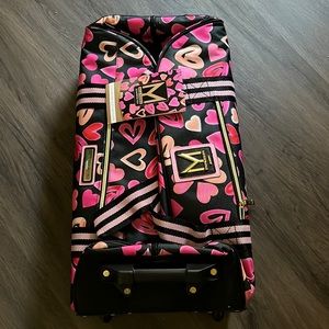 Mia Toro luggage Italy rolling on wheels carry on love hearts love